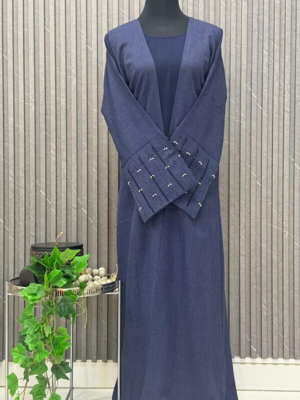 Straight 3 piece abaya with handwork on the sleeve